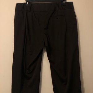 I.N Studio dark brown crop pants in size 18w.